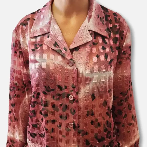 Camisa Maroon Chess